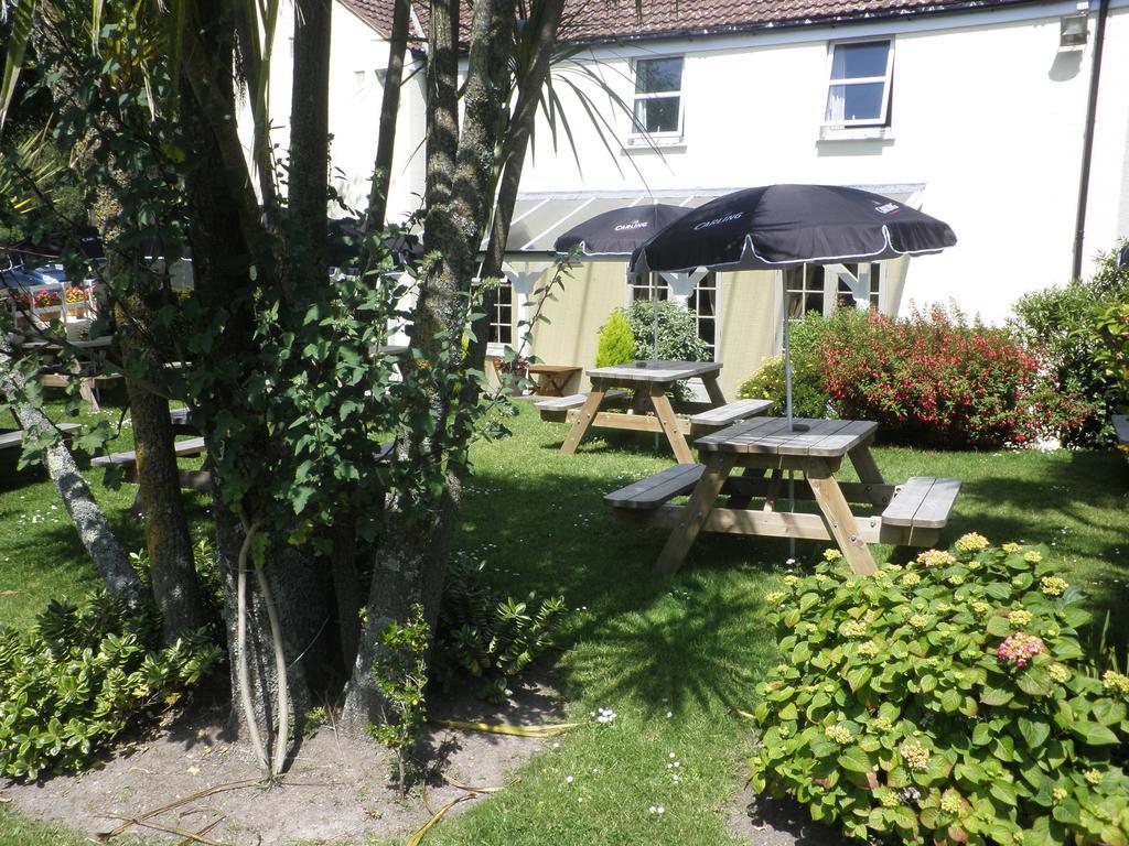 Longfrie Inn Saint Saviour Esterno foto